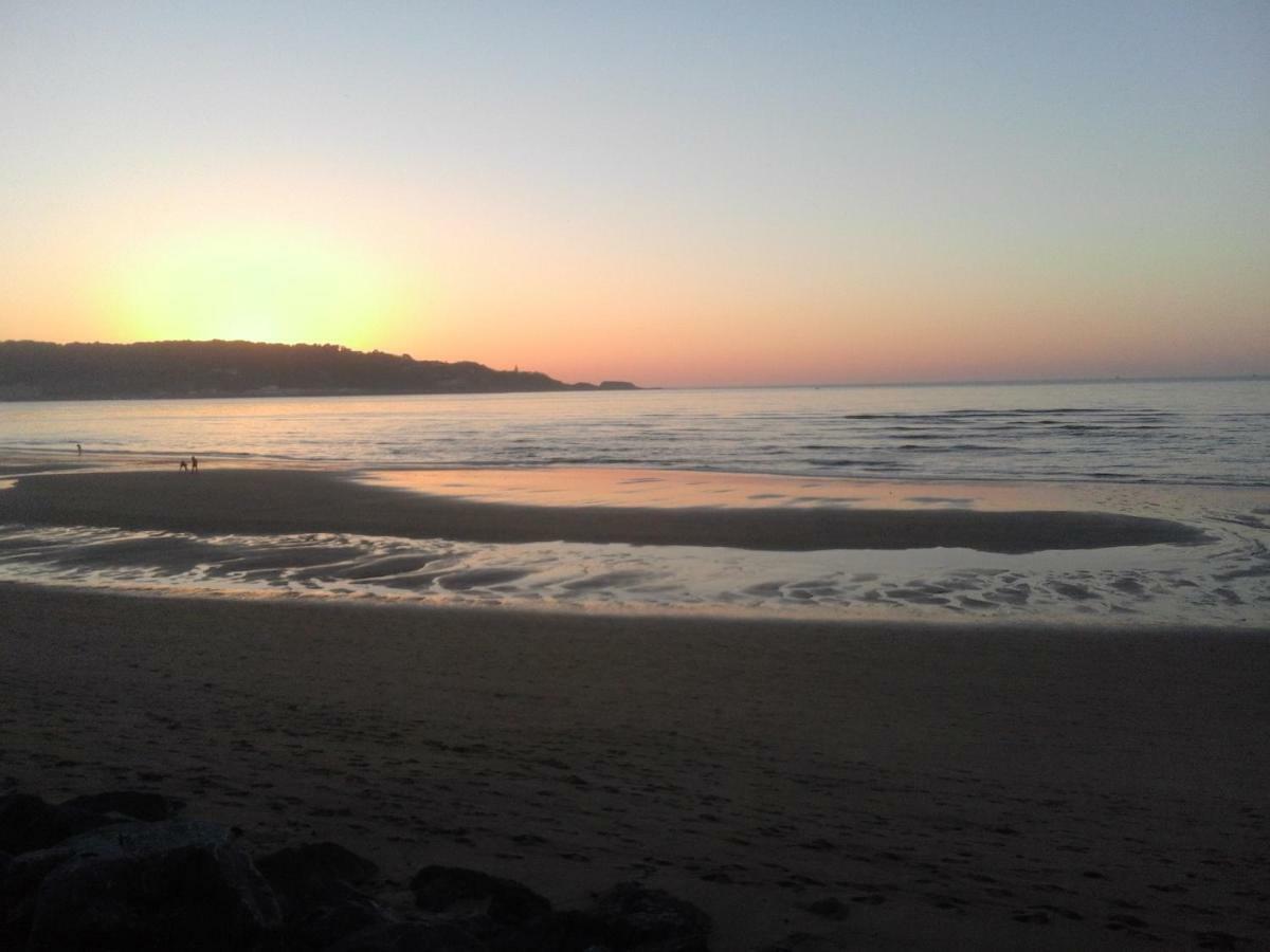 Hendaye Beach Studio, front de mer avec parking privé Extérieur photo